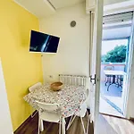 Apartment Mare Ledimar *